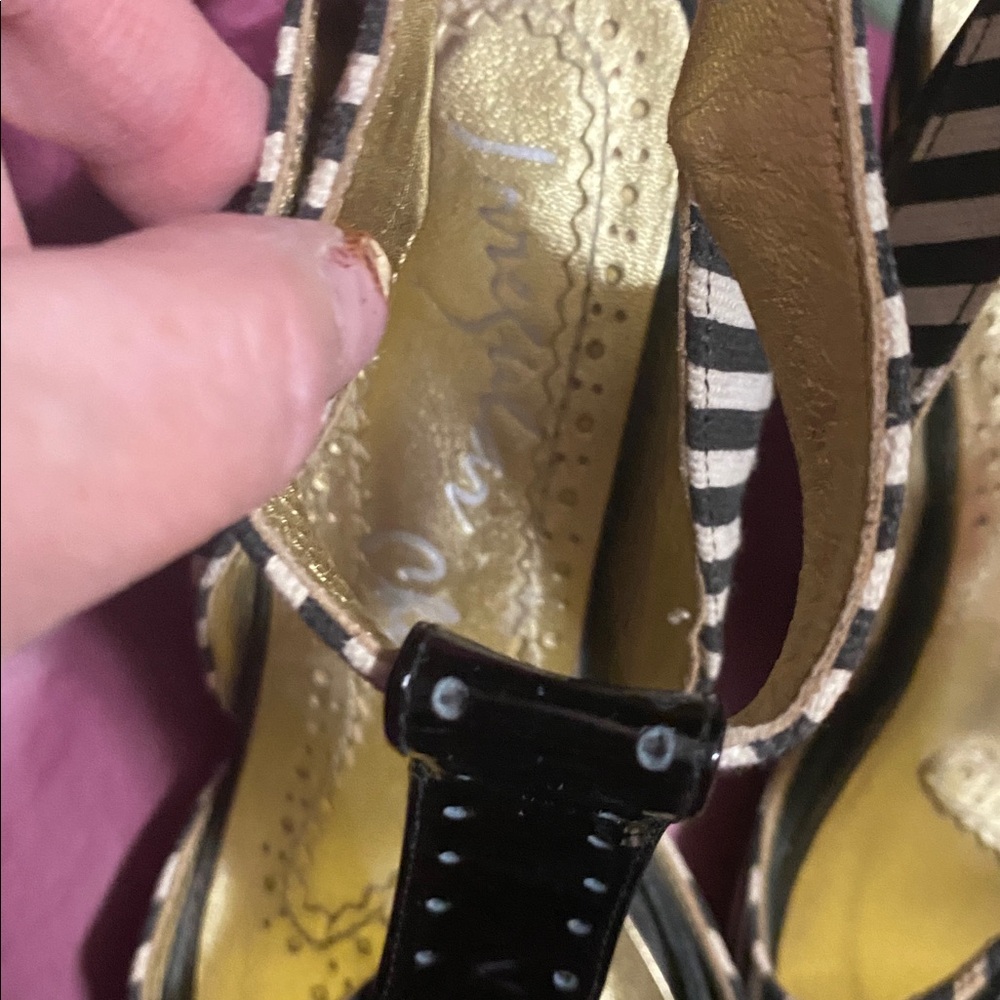 GUC Irregular choice Cream black stripe, small heel sandal shoe 7 1/2 - Picture 10 of 11